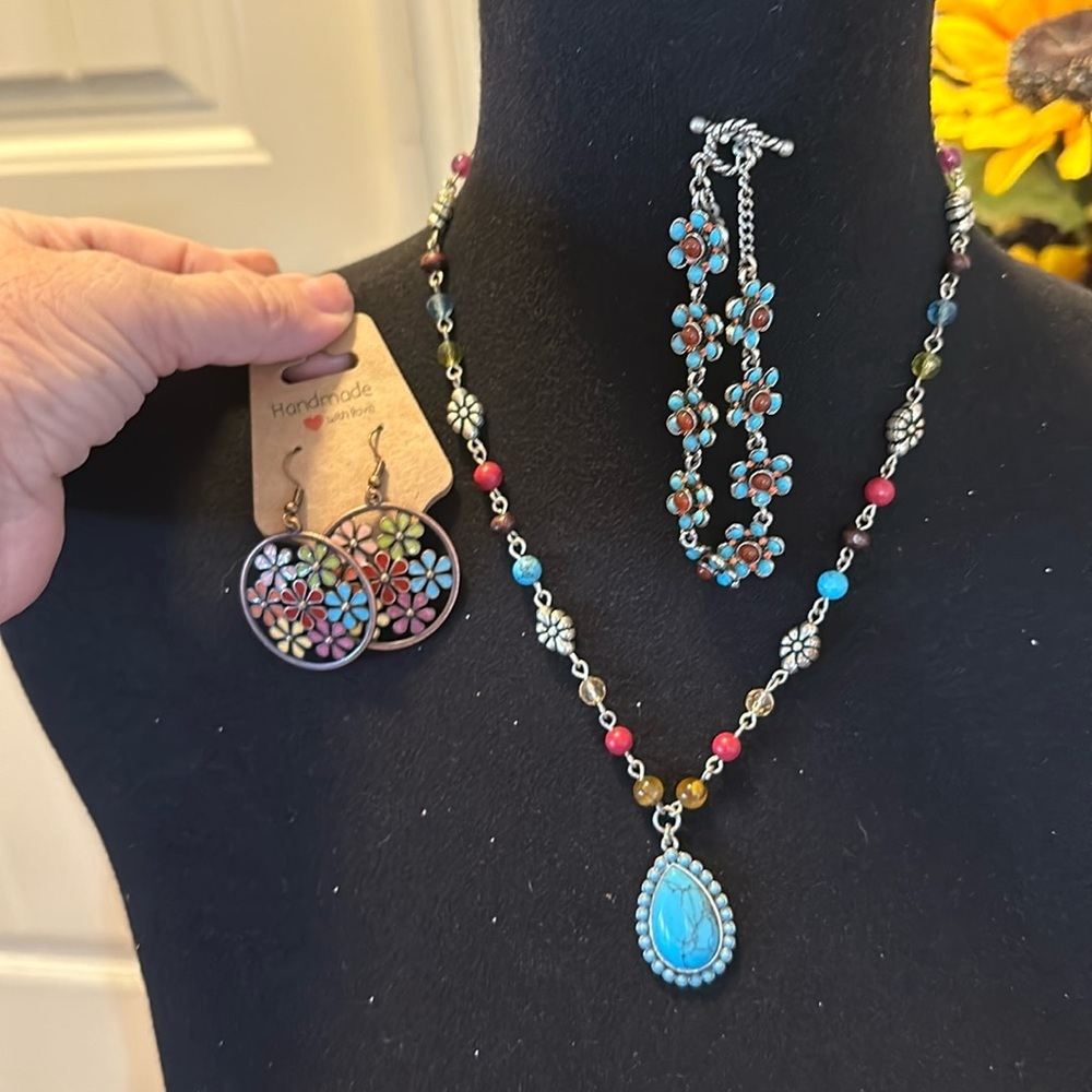 NWOT Ralph Lauren Chaps necklace with earrings and bracelet that I put with it